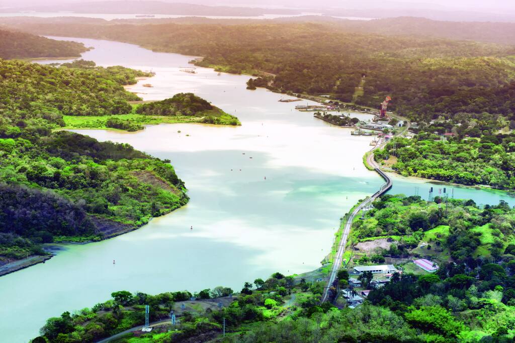 Lake Gatun, Panama TUI Media Center